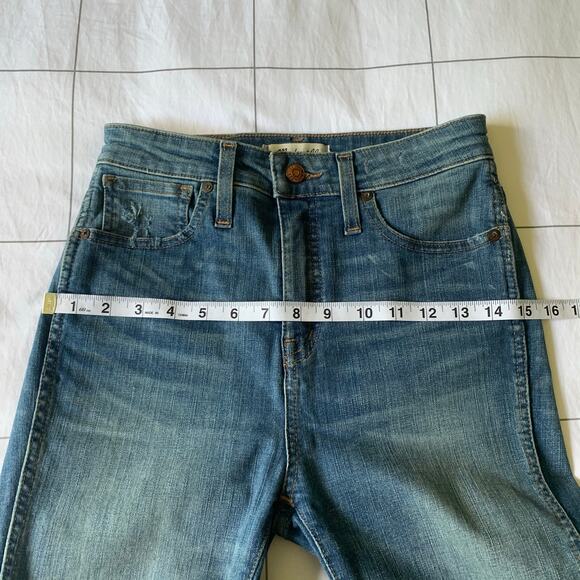 Madewell Jeans Womens 26 Curvy High Rise Drop Hem Medium Wash Distressed Blue - Picture 9 of 11